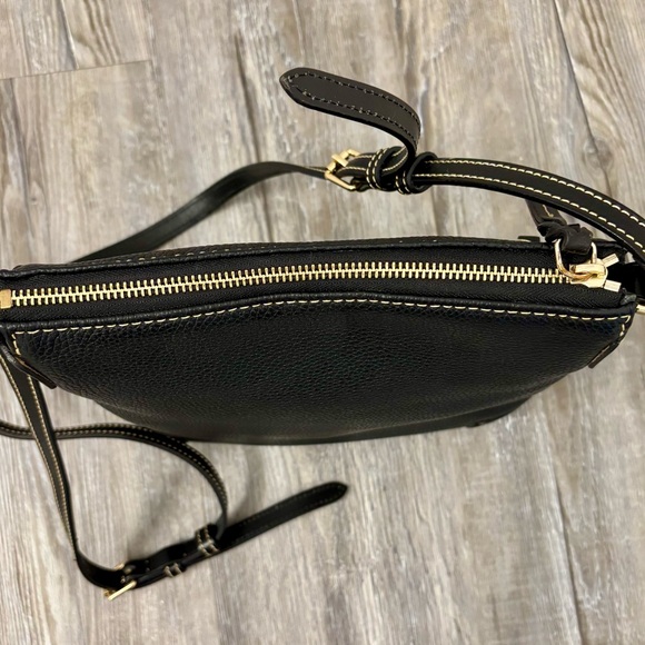Dooney&Bourke crossbody purse - Picture 3 of 7